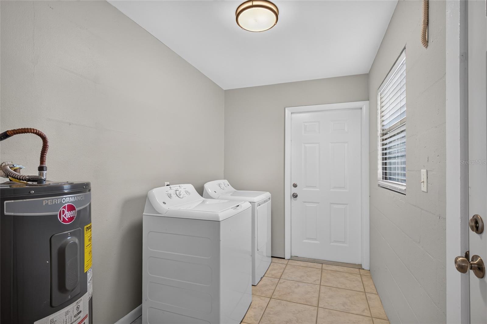 6207 INTERBAY AVENUE, Tampa, FL 33611