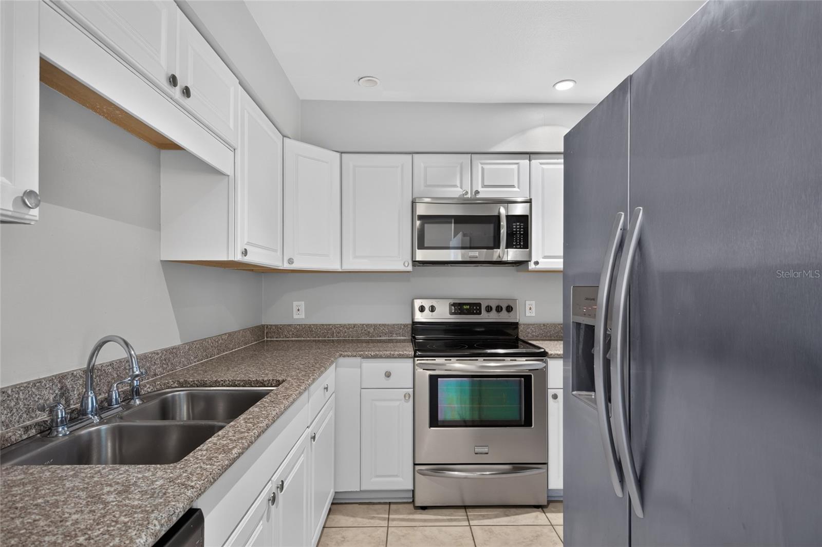 6207 INTERBAY AVENUE, Tampa, FL 33611