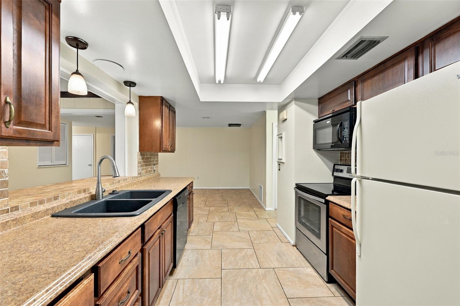 2368 SARAZEN DRIVE, Dunedin, FL 34698