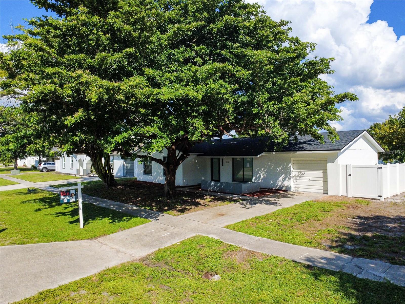 1038 RIDGEWAY DRIVE, North Fort Myers, FL 33903