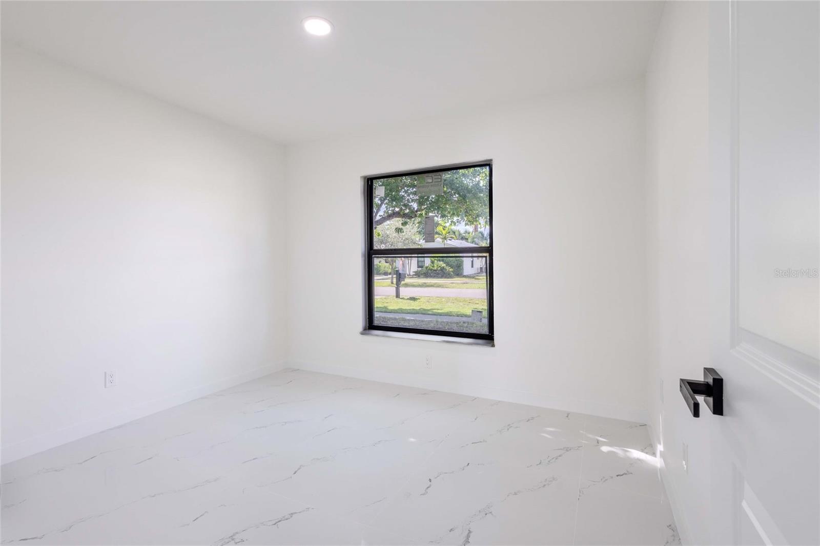 1038 RIDGEWAY DRIVE, North Fort Myers, FL 33903