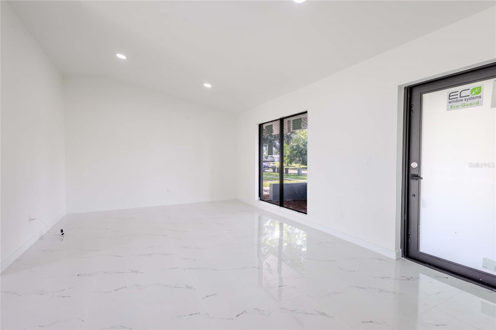 1038 RIDGEWAY DRIVE, North Fort Myers, FL 33903