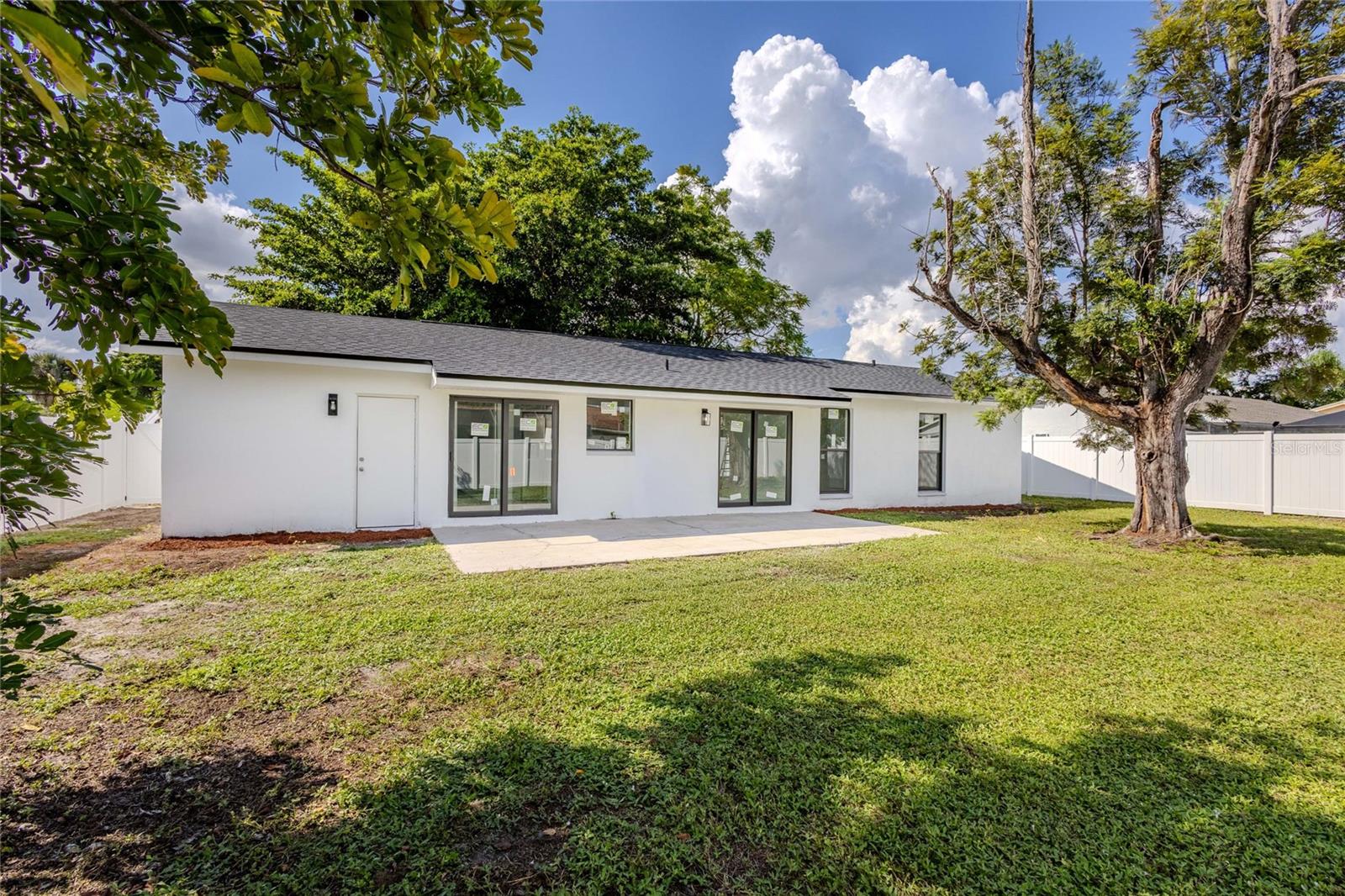 1038 RIDGEWAY DRIVE, North Fort Myers, FL 33903