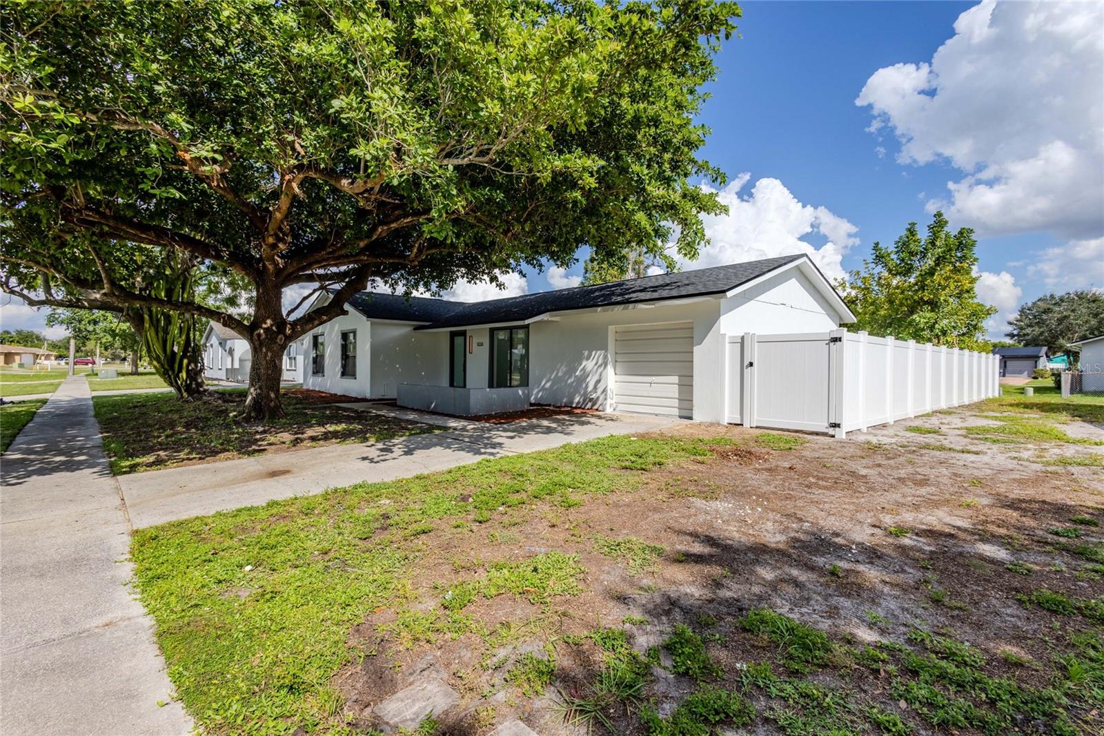 1038 RIDGEWAY DRIVE, North Fort Myers, FL 33903