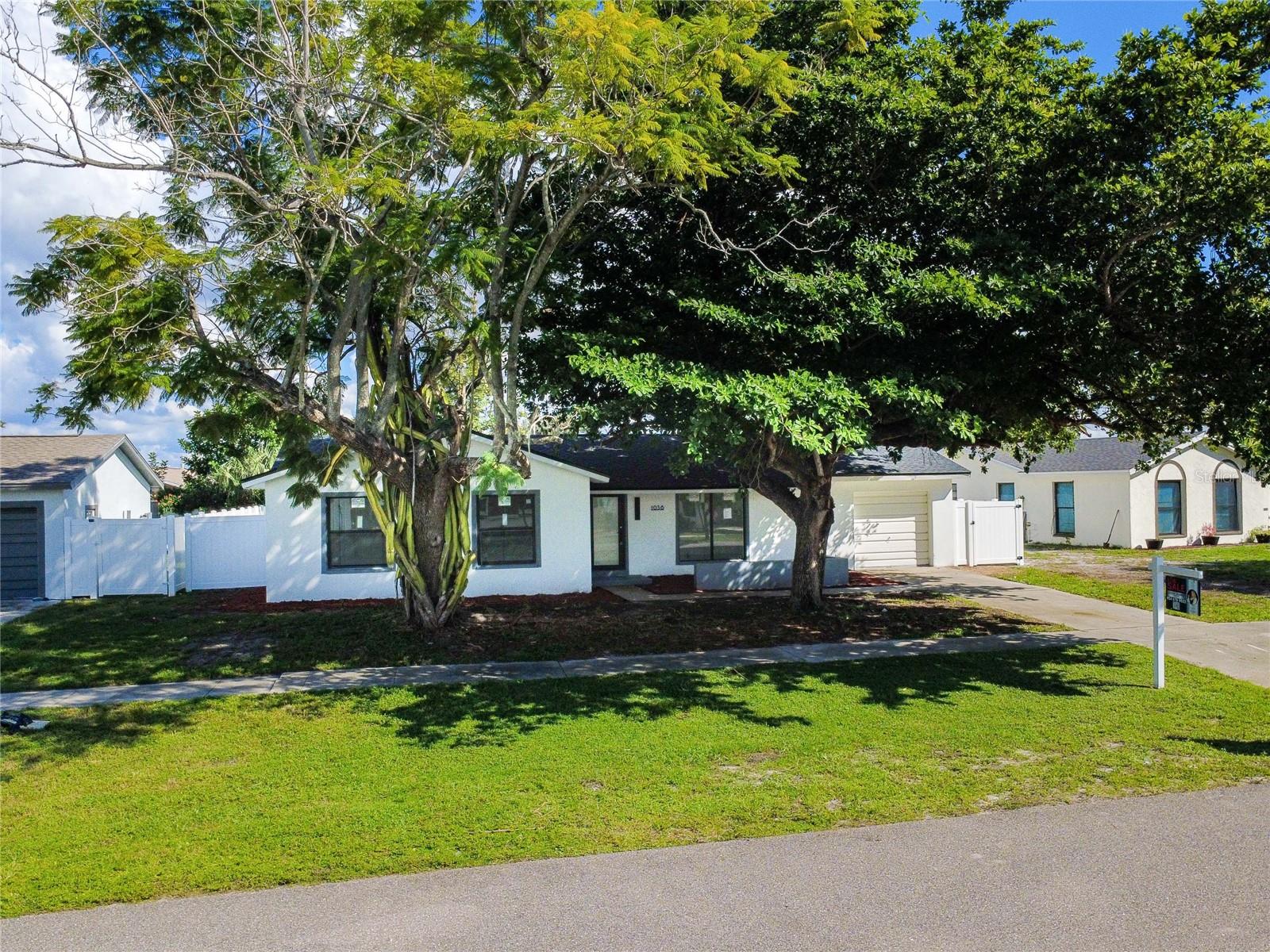 1038 RIDGEWAY DRIVE, North Fort Myers, FL 33903