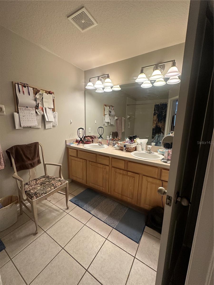 4988 POND RIDGE DRIVE, Riverview, FL 33578 4988 POND RIDGE DRIVE, Riverview, FL 33578