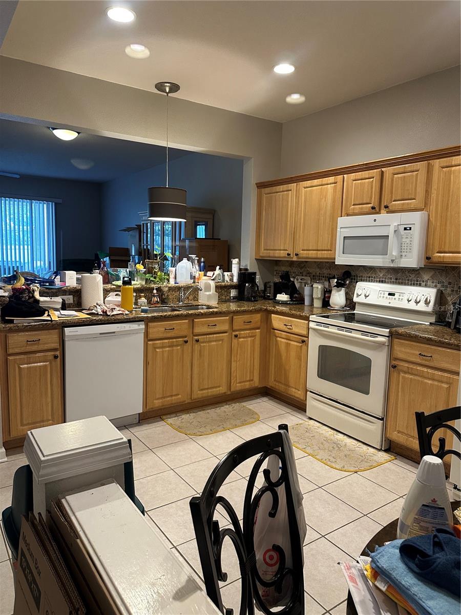 4988 POND RIDGE DRIVE, Riverview, FL 33578 4988 POND RIDGE DRIVE, Riverview, FL 33578