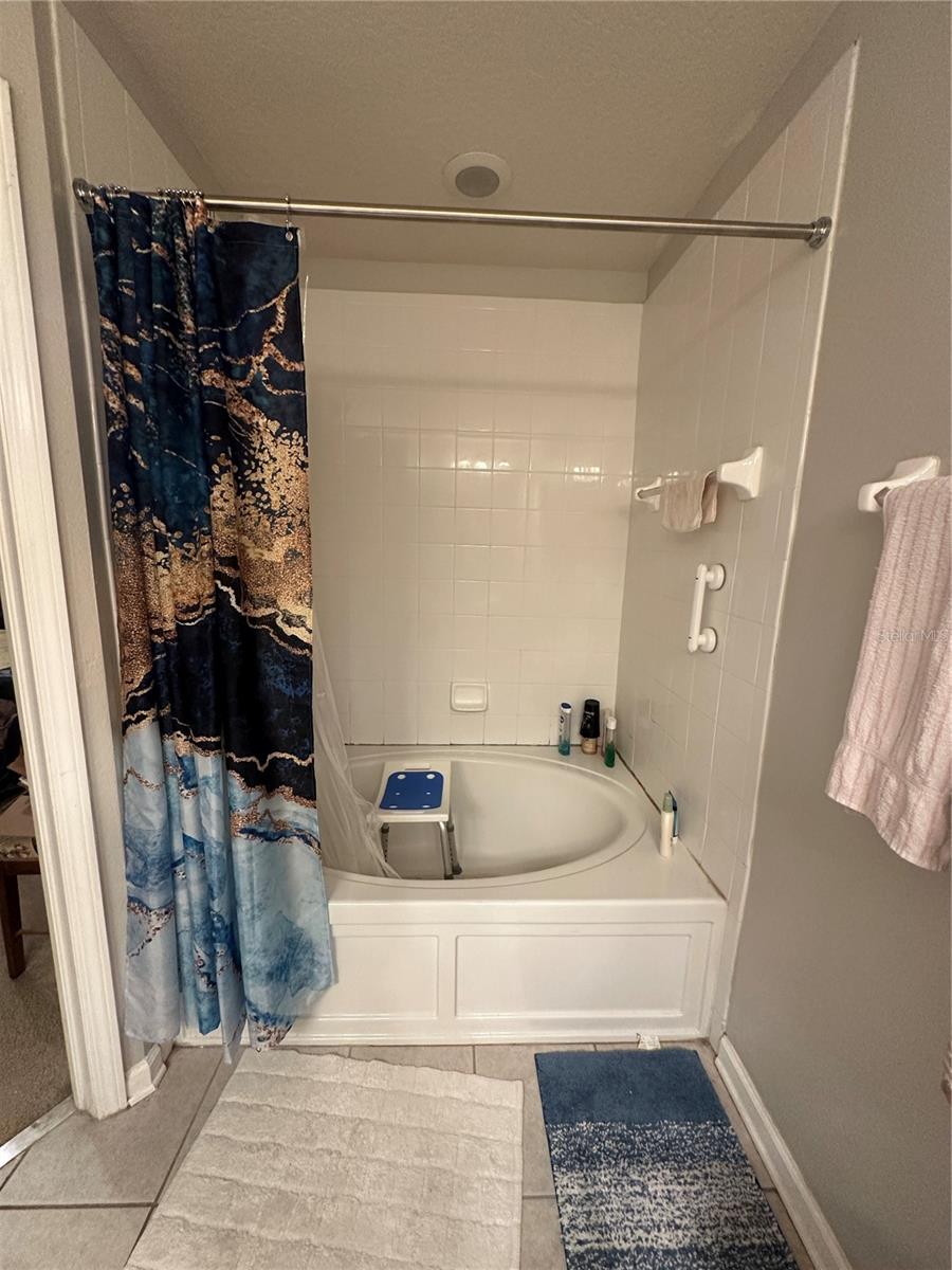 4988 POND RIDGE DRIVE, Riverview, FL 33578 4988 POND RIDGE DRIVE, Riverview, FL 33578