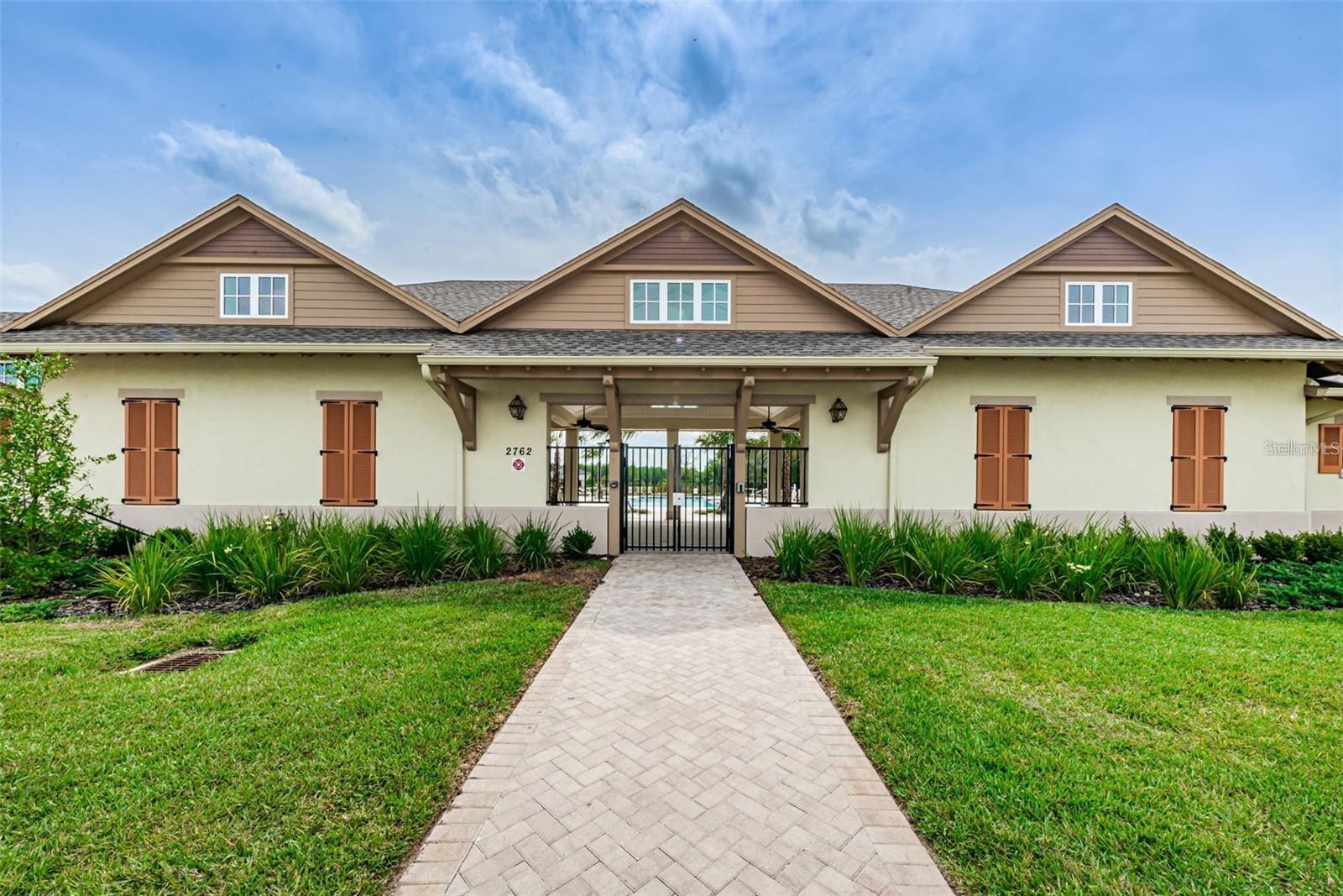 8327 CRESCENT OAKS DRIVE, New Port Richey, FL 34655