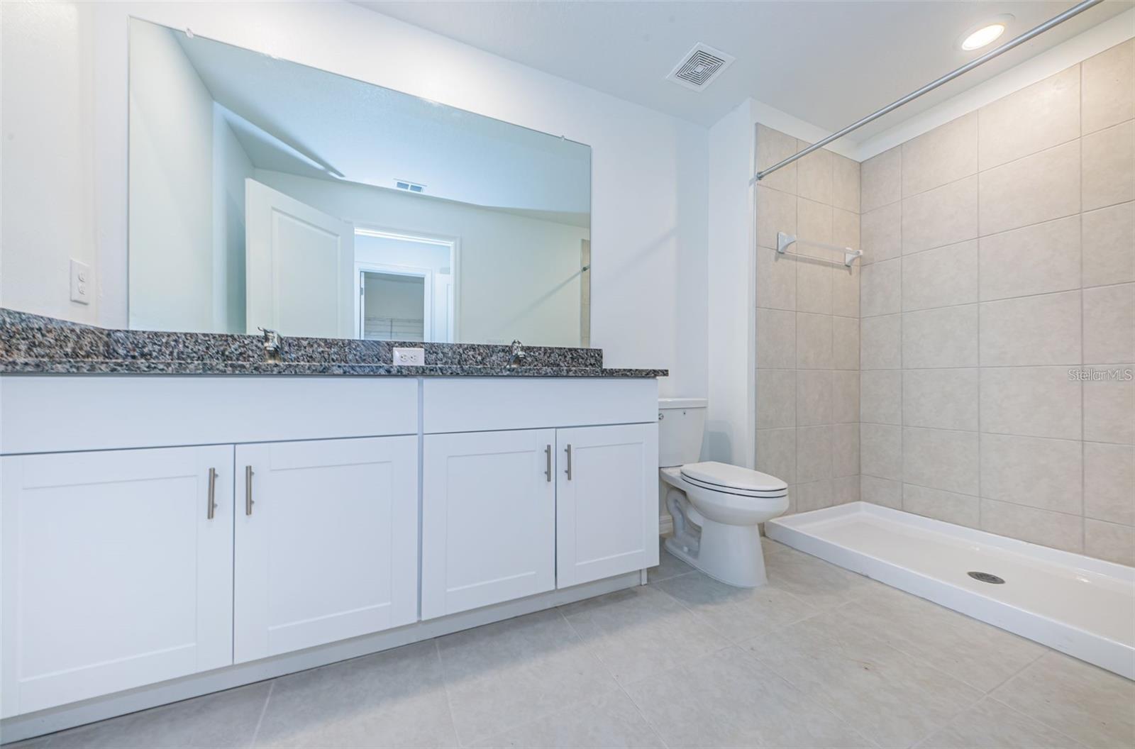 8327 CRESCENT OAKS DRIVE, New Port Richey, FL 34655