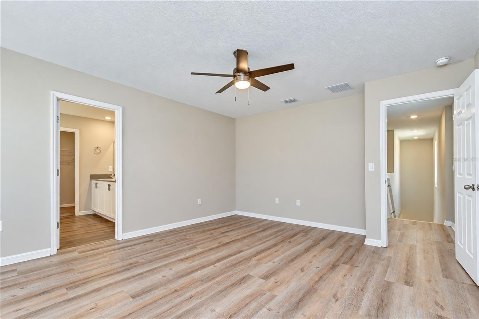 11484 BROOK EDGE AVENUE, Riverview, FL 33569