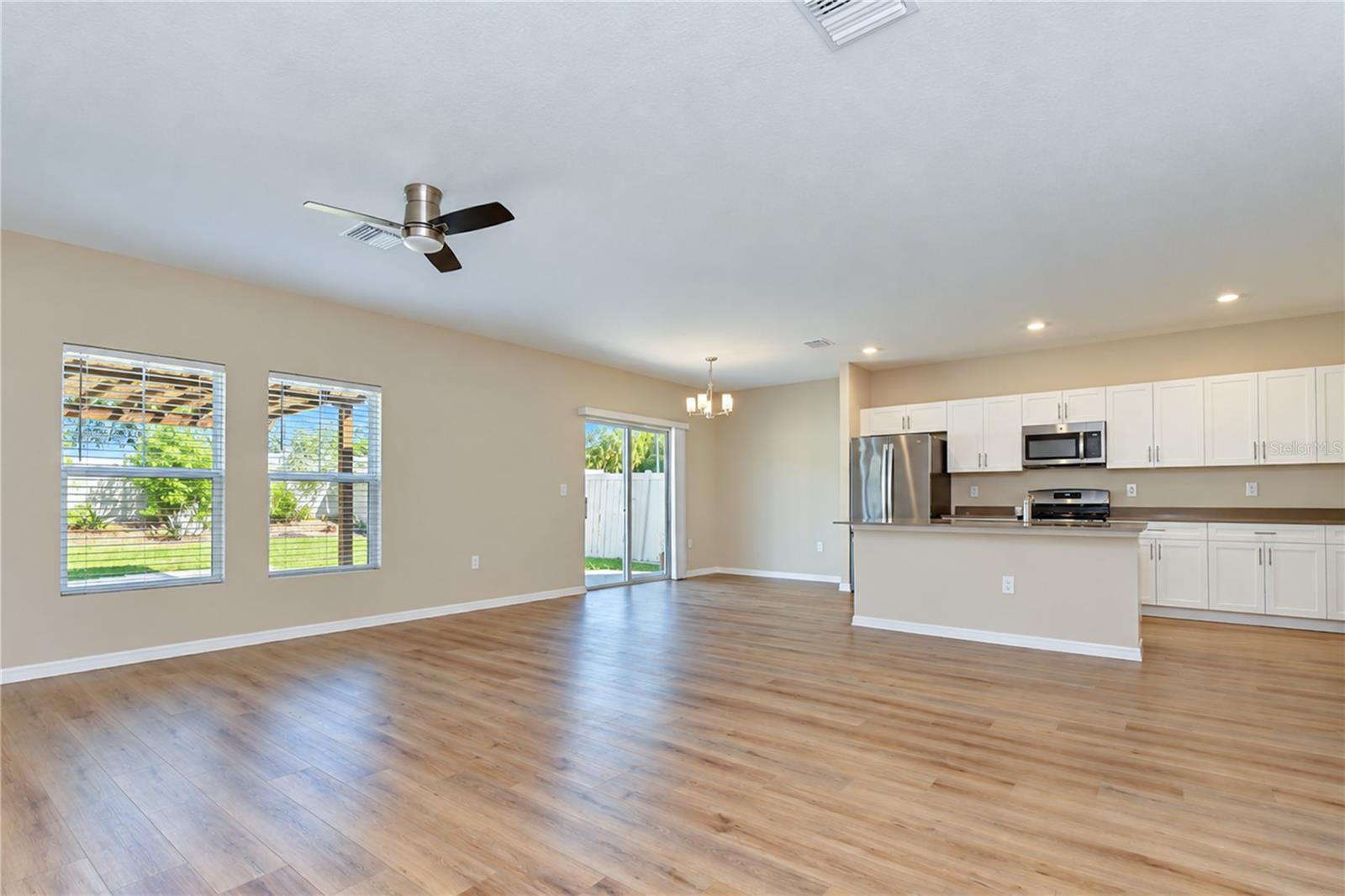 11484 BROOK EDGE AVENUE, Riverview, FL 33569