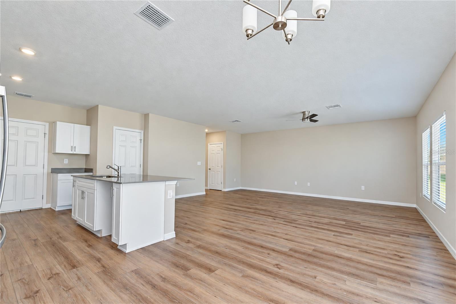 11484 BROOK EDGE AVENUE, Riverview, FL 33569
