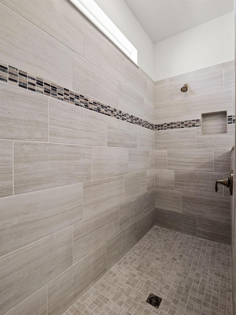9594 RALLY SPRING LOOP, Wesley Chapel, FL 33545