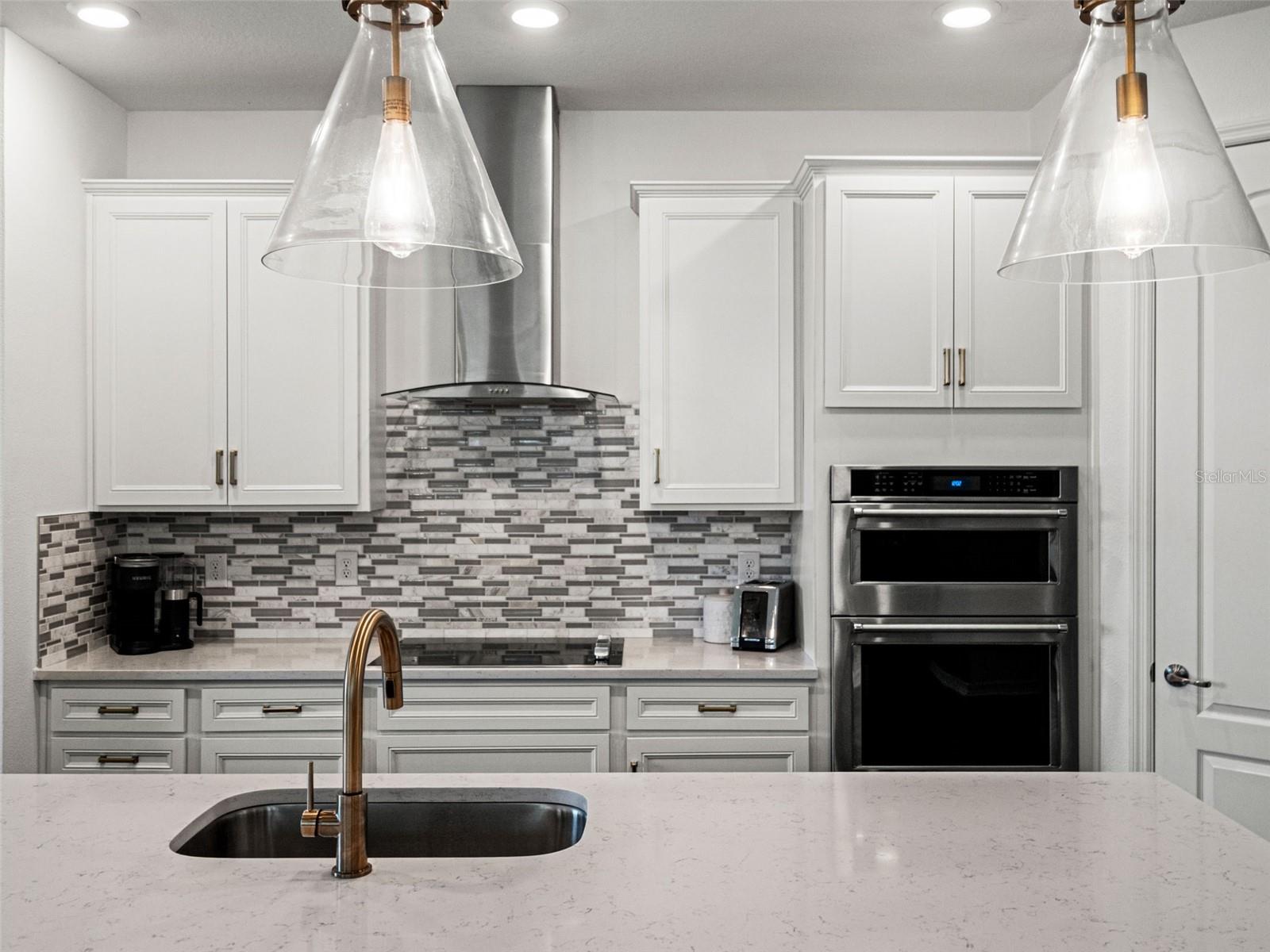 9594 RALLY SPRING LOOP, Wesley Chapel, FL 33545