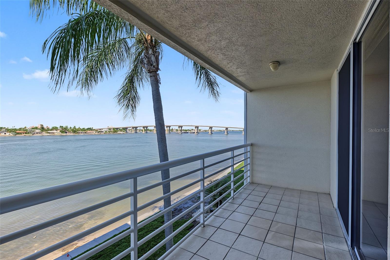 6083 BAHIA DEL MAR CIRCLE, #362, St Petersburg, FL 33715