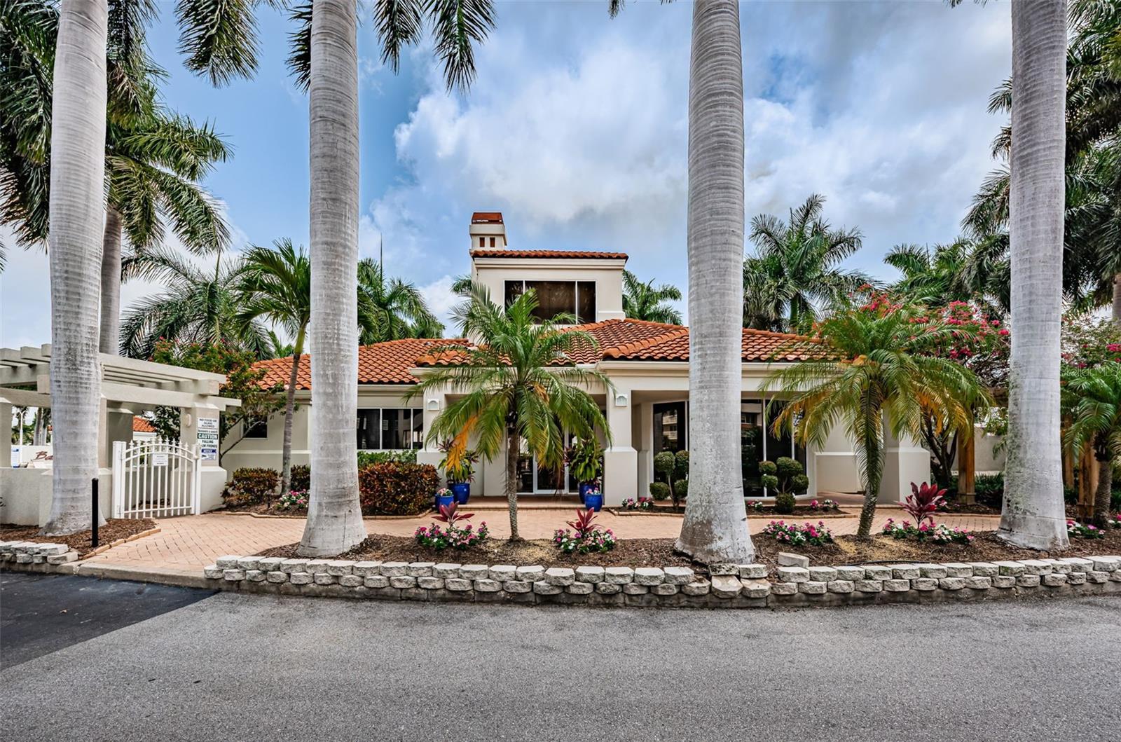 6083 BAHIA DEL MAR CIRCLE, #362, St Petersburg, FL 33715
