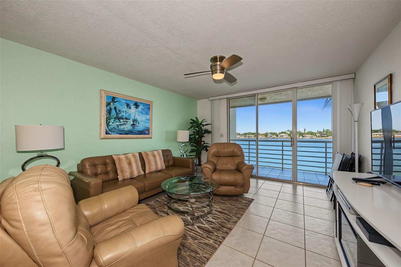 6083 BAHIA DEL MAR CIRCLE, #362, St Petersburg, FL 33715