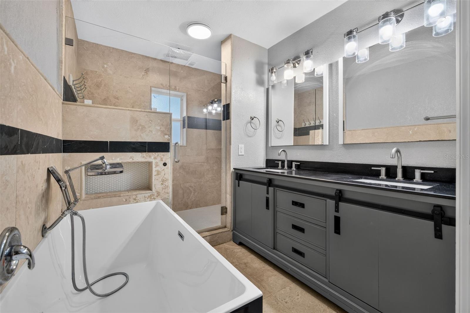 1115 WOODSIDE AVENUE, Clearwater, FL 33756