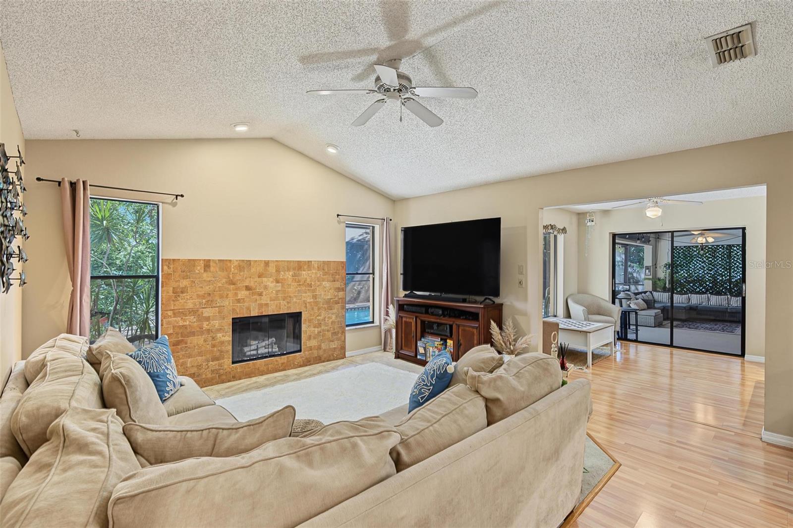 3024 PINEVIEW DRIVE, Holiday, FL 34691