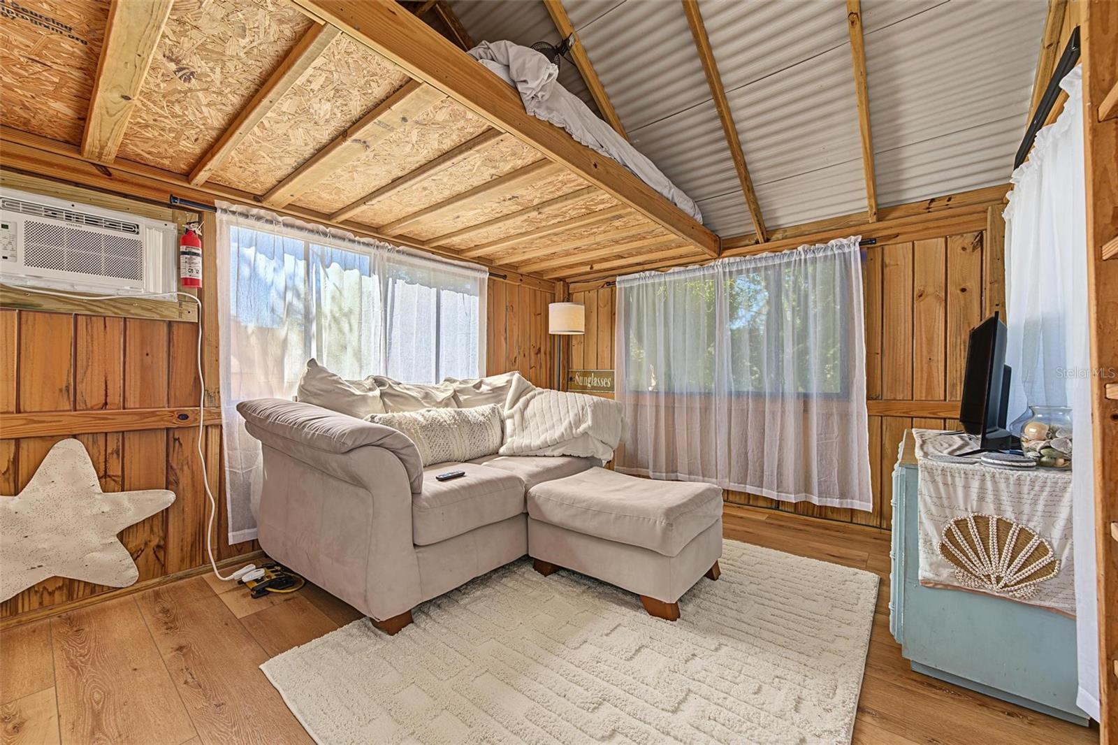 3024 PINEVIEW DRIVE, Holiday, FL 34691