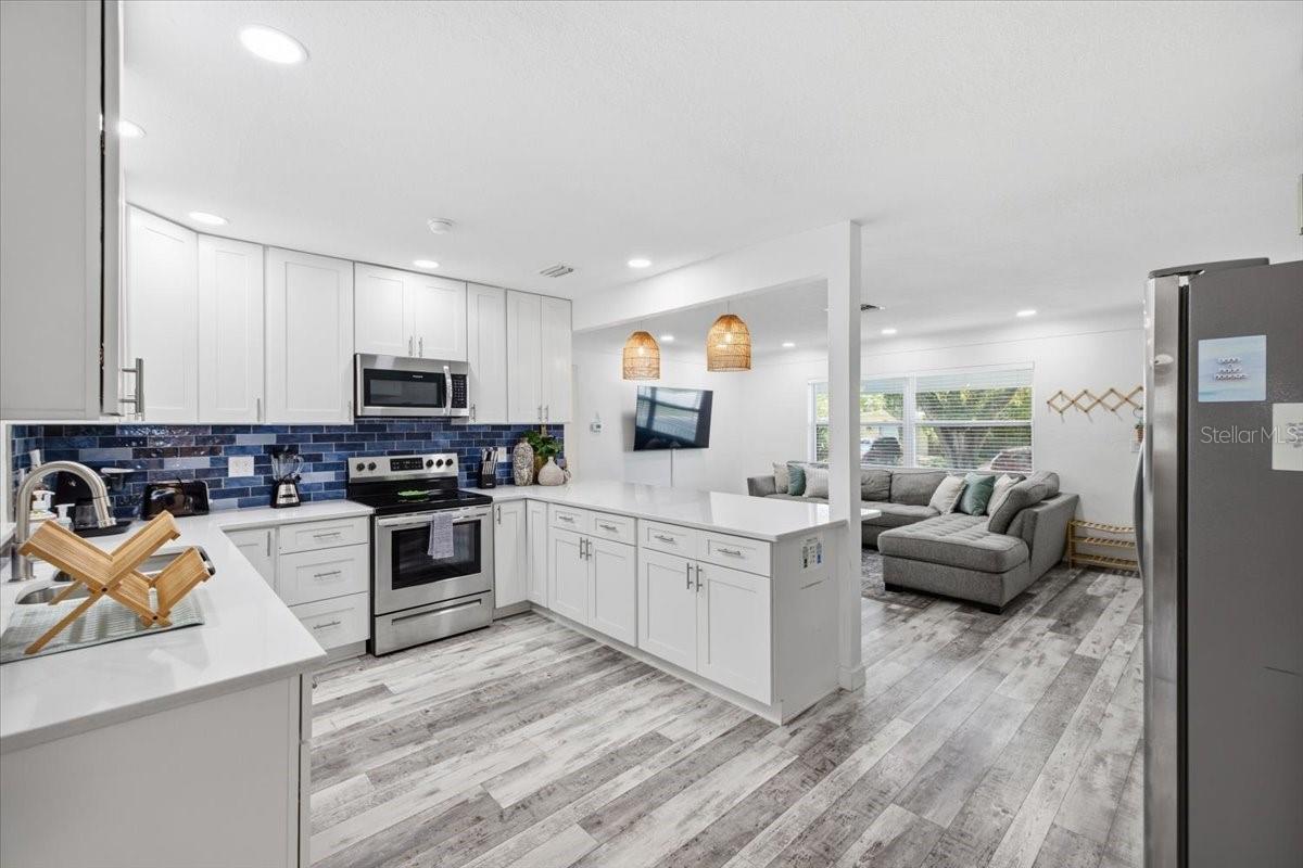 11399 119TH TERRACE, Seminole, FL 33778