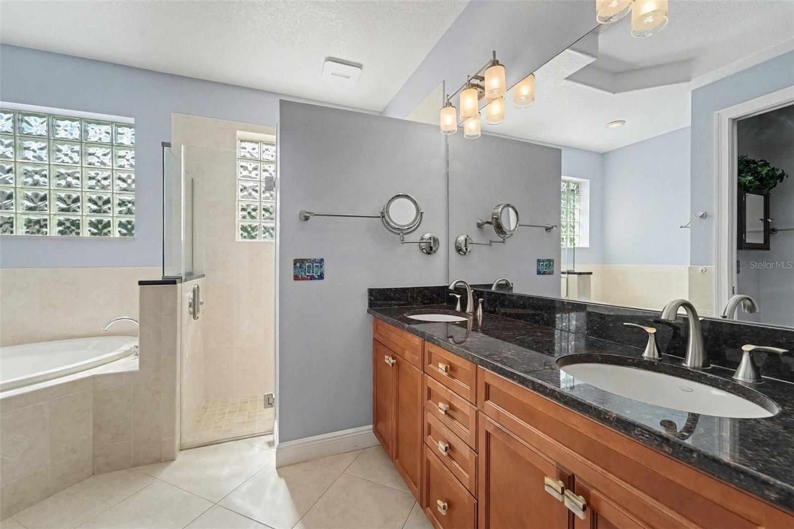 8405 CHARLESTON DRIVE, Weeki Wachee, FL 34613