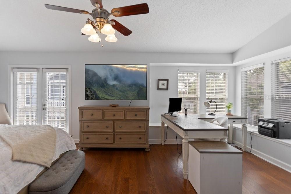 Primary suite