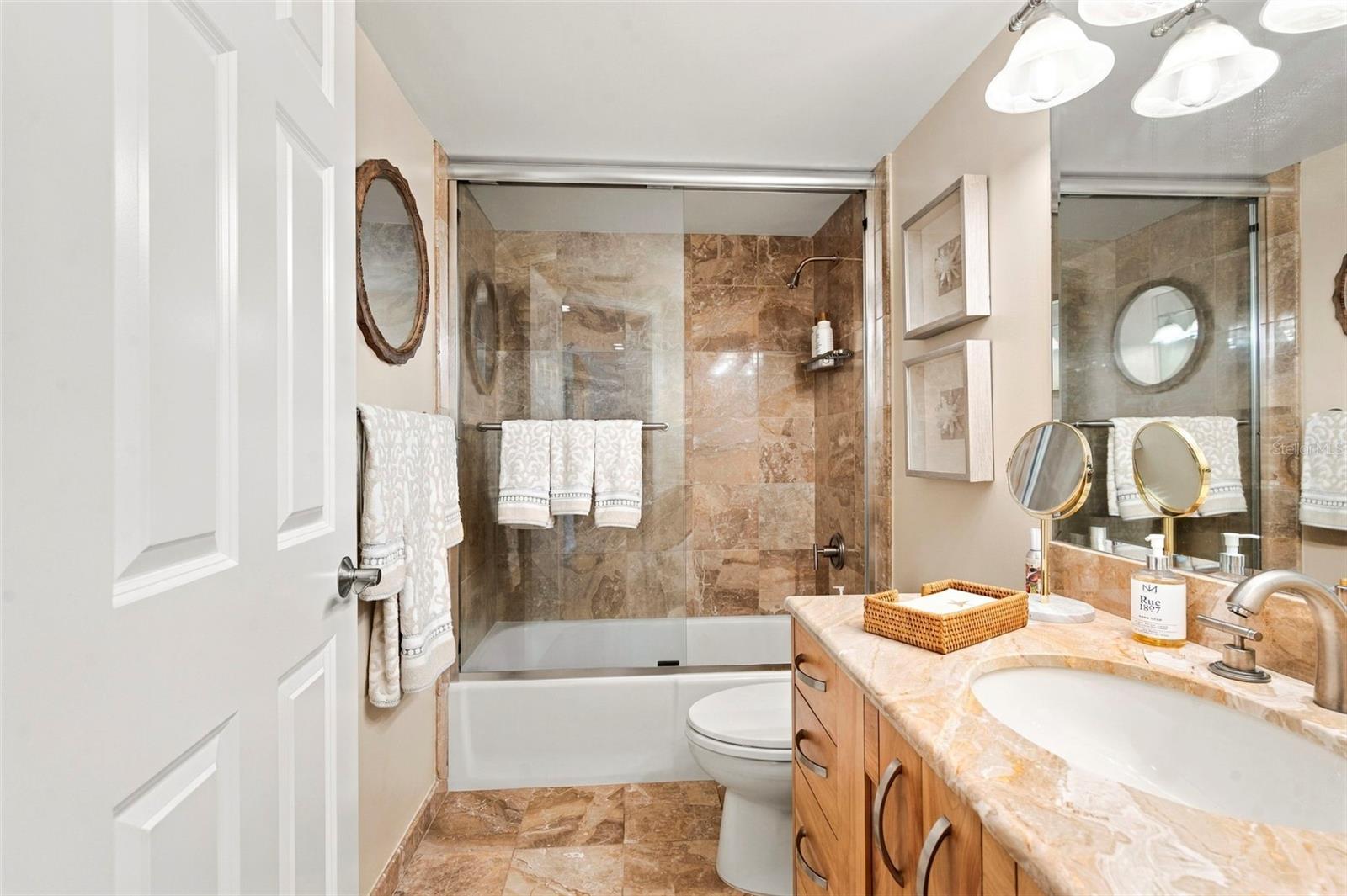 2nd Bathroom