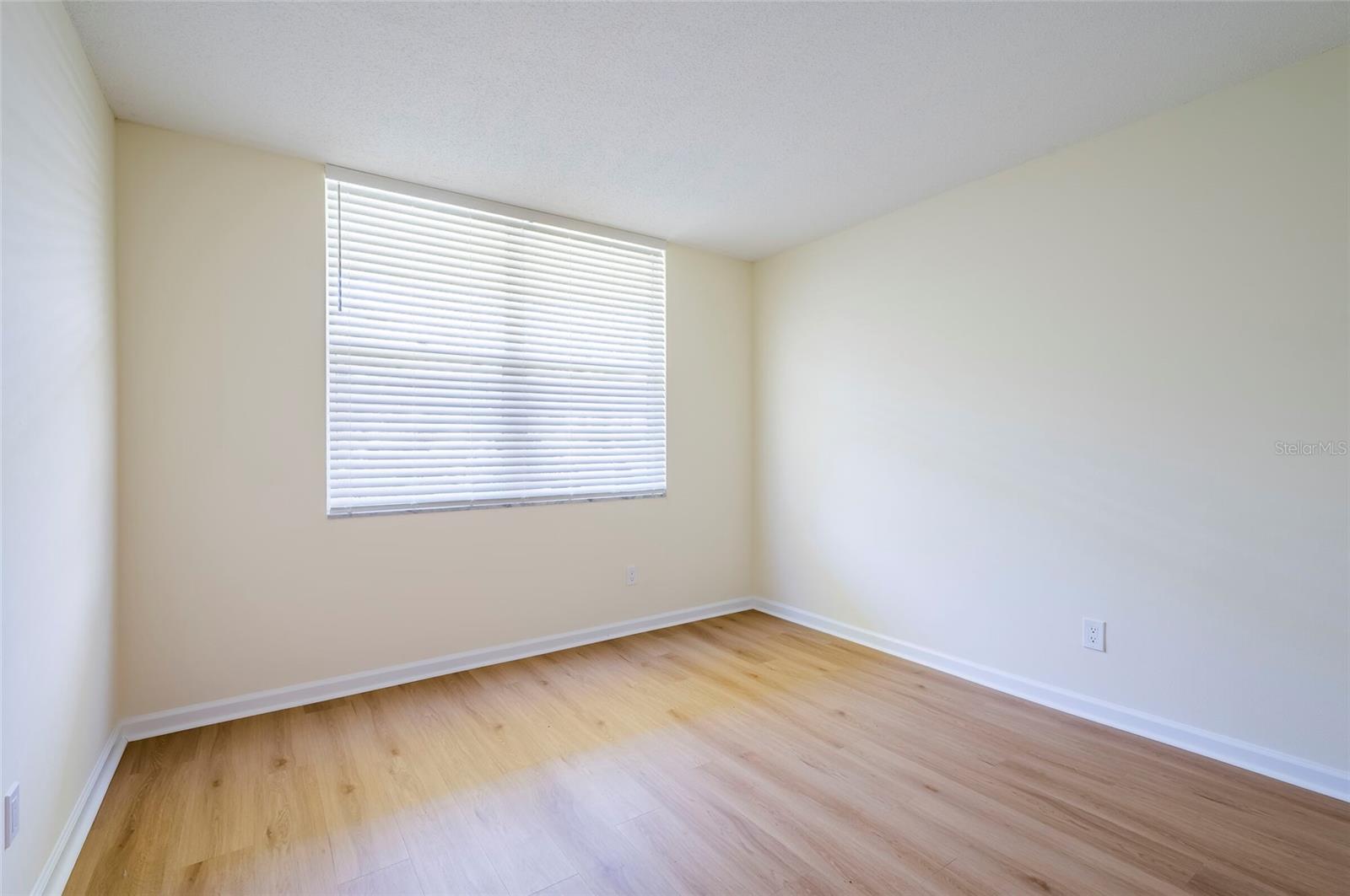 4705 1ST STREET NE, #137, St Petersburg, FL 33703