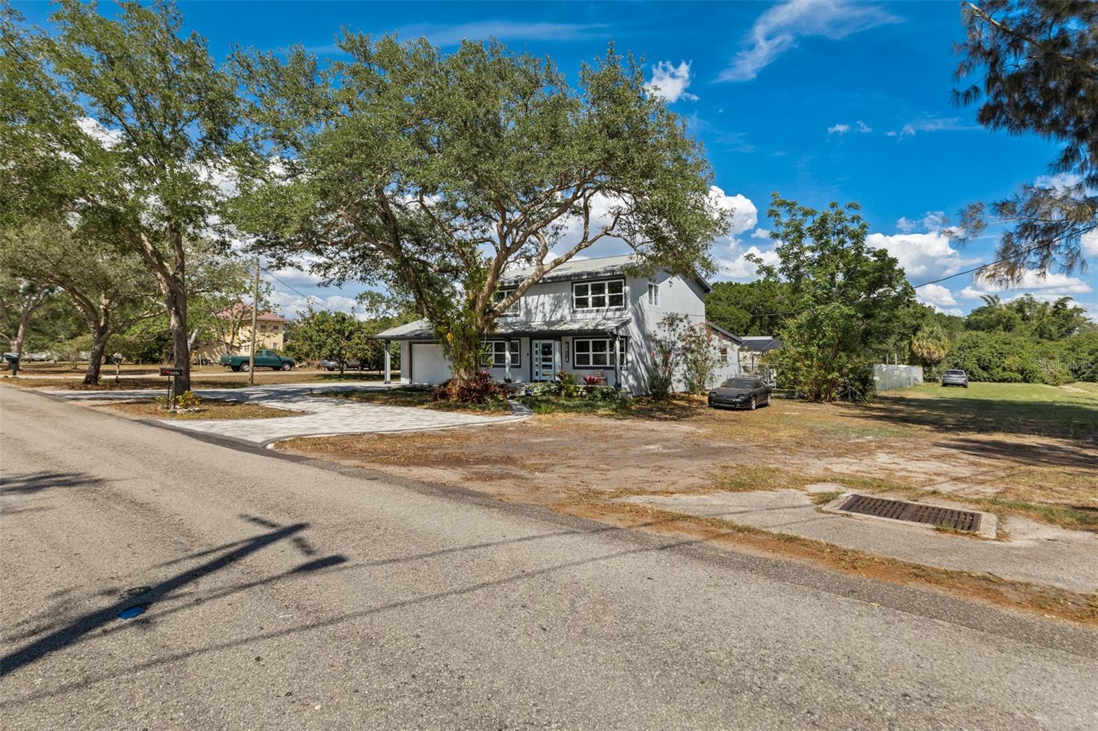 6914 S WALL STREET, Tampa, FL 33616