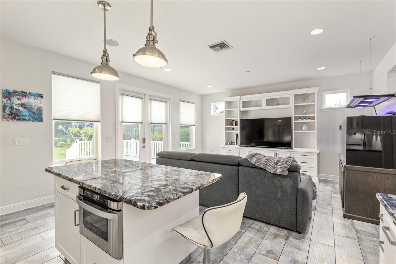 6914 S WALL STREET, Tampa, FL 33616