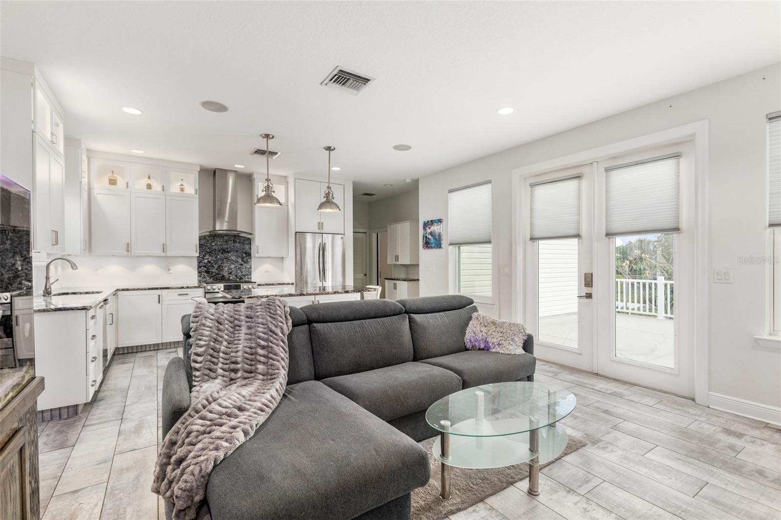 6914 S WALL STREET, Tampa, FL 33616