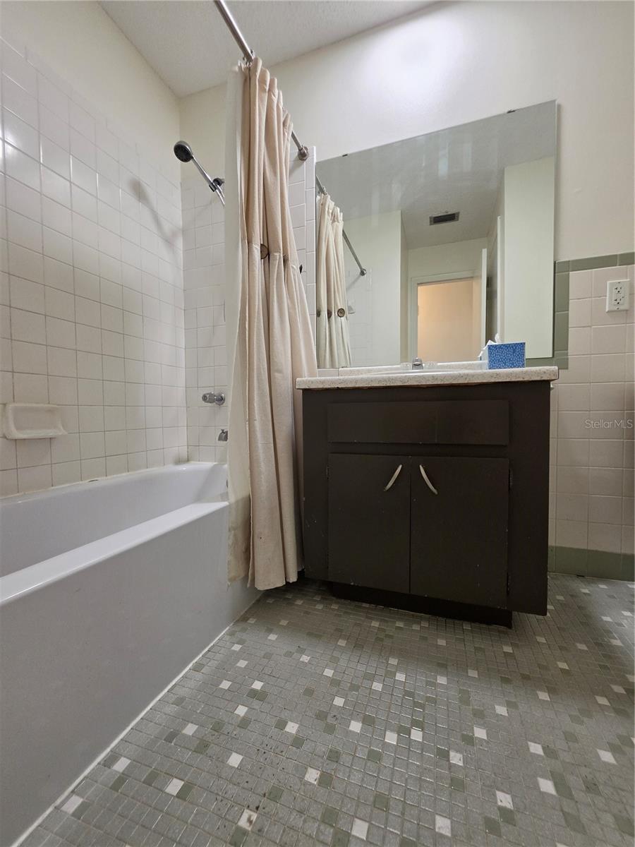 17001 MELBA LANE, Lutz, FL 33549