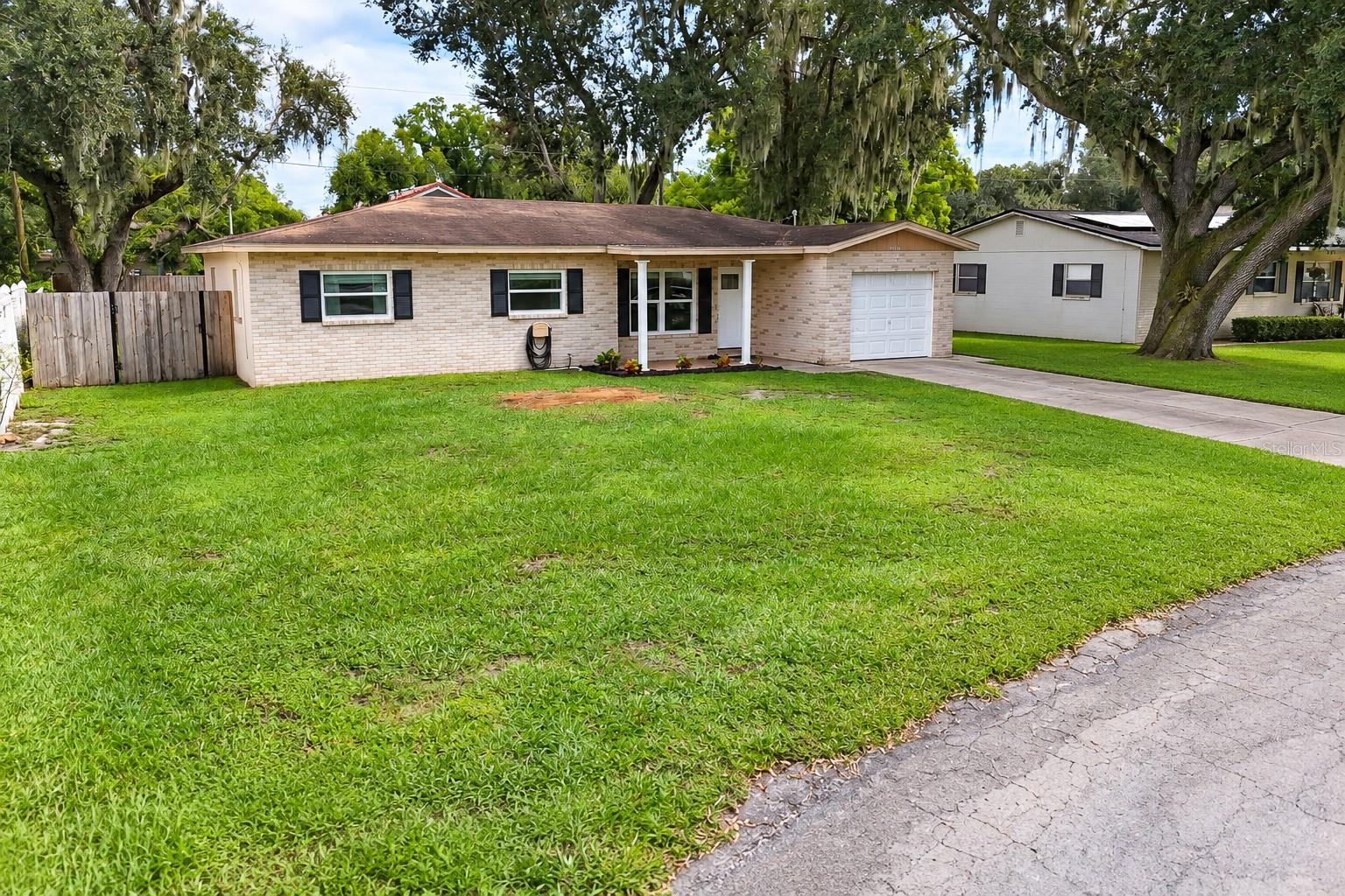 4414 FAYE CIRCLE E, Lakeland, FL 33813 4414 FAYE CIRCLE E, Lakeland, FL 33813
