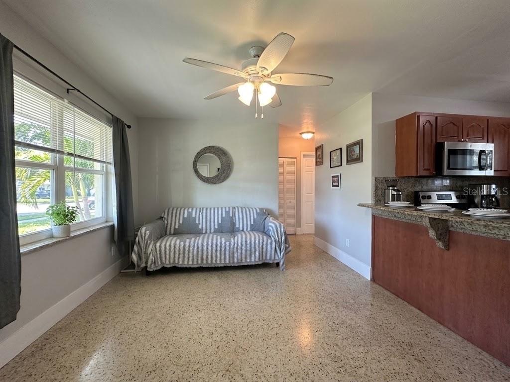 4762 54TH AVENUE N, St Petersburg, FL 33714