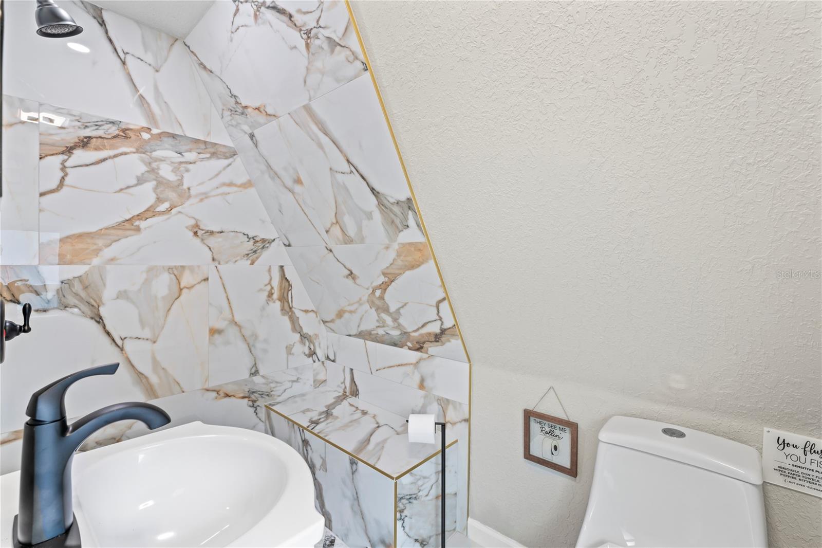 UPSTAIRS BATH