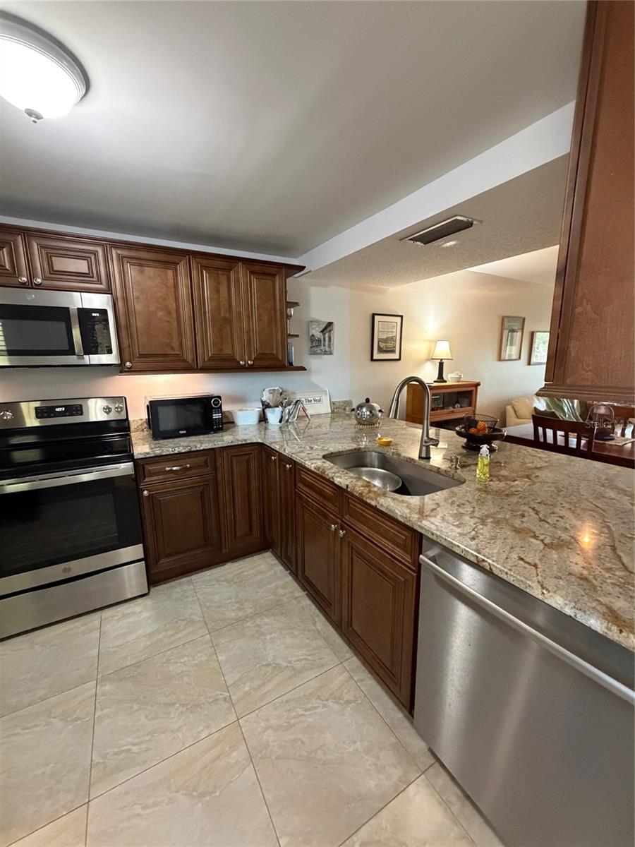 11945 143RD STREET, #7319, Largo, FL 33774 11945 143RD STREET, #7319, Largo, FL 33774