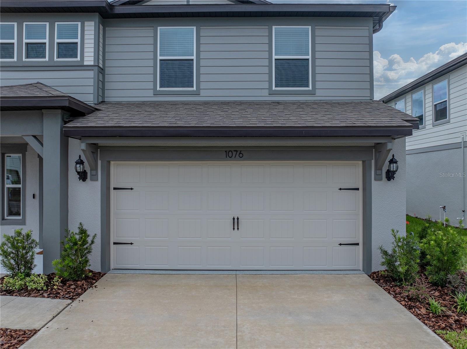 Carriage Garage Accent Hardware