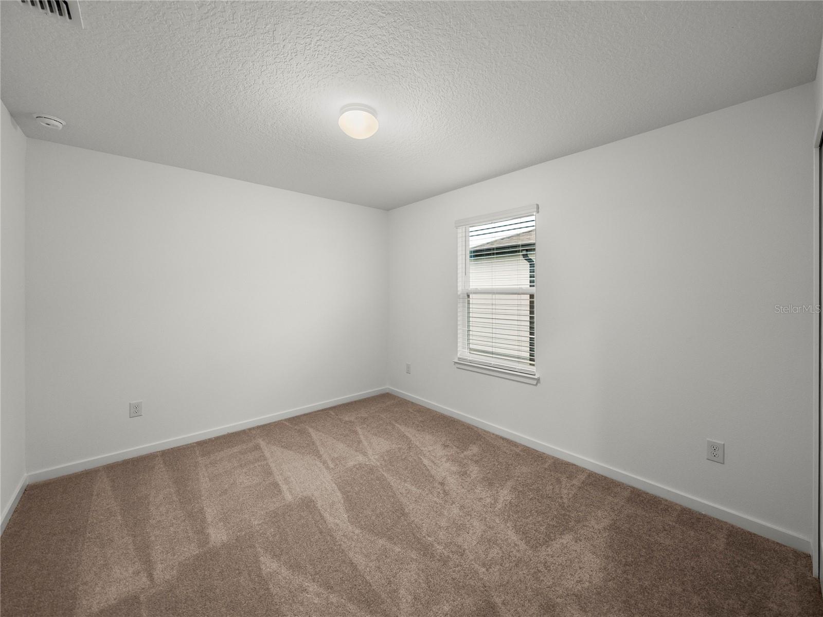 Upstairs Middle Bedroom
