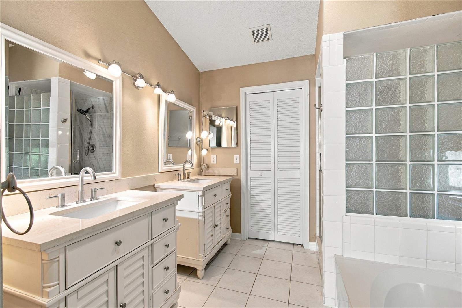 2510 BRIMHOLLOW DRIVE, Valrico, FL 33596