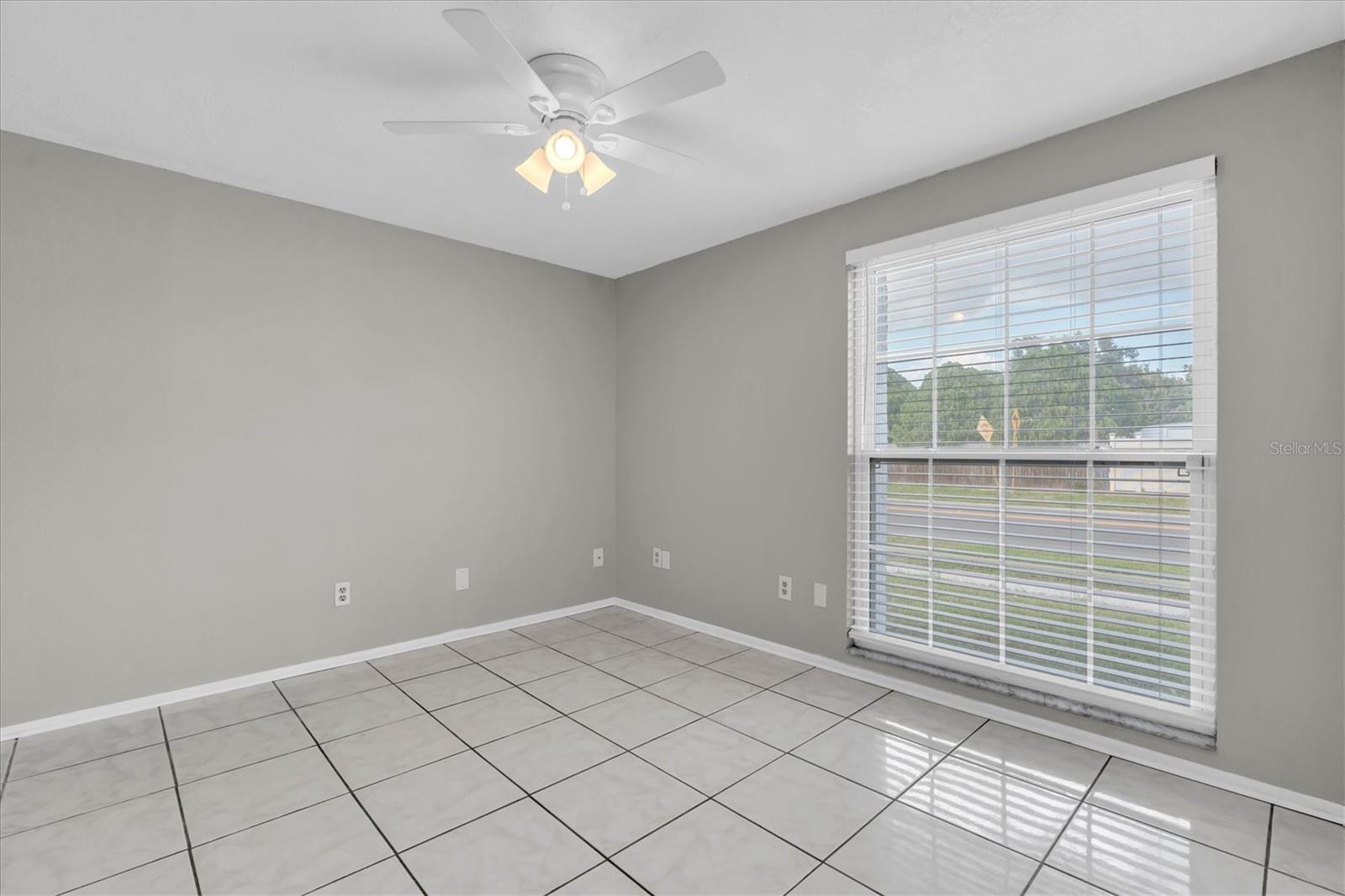 9402 ATTENBURY DRIVE, Tampa, FL 33615