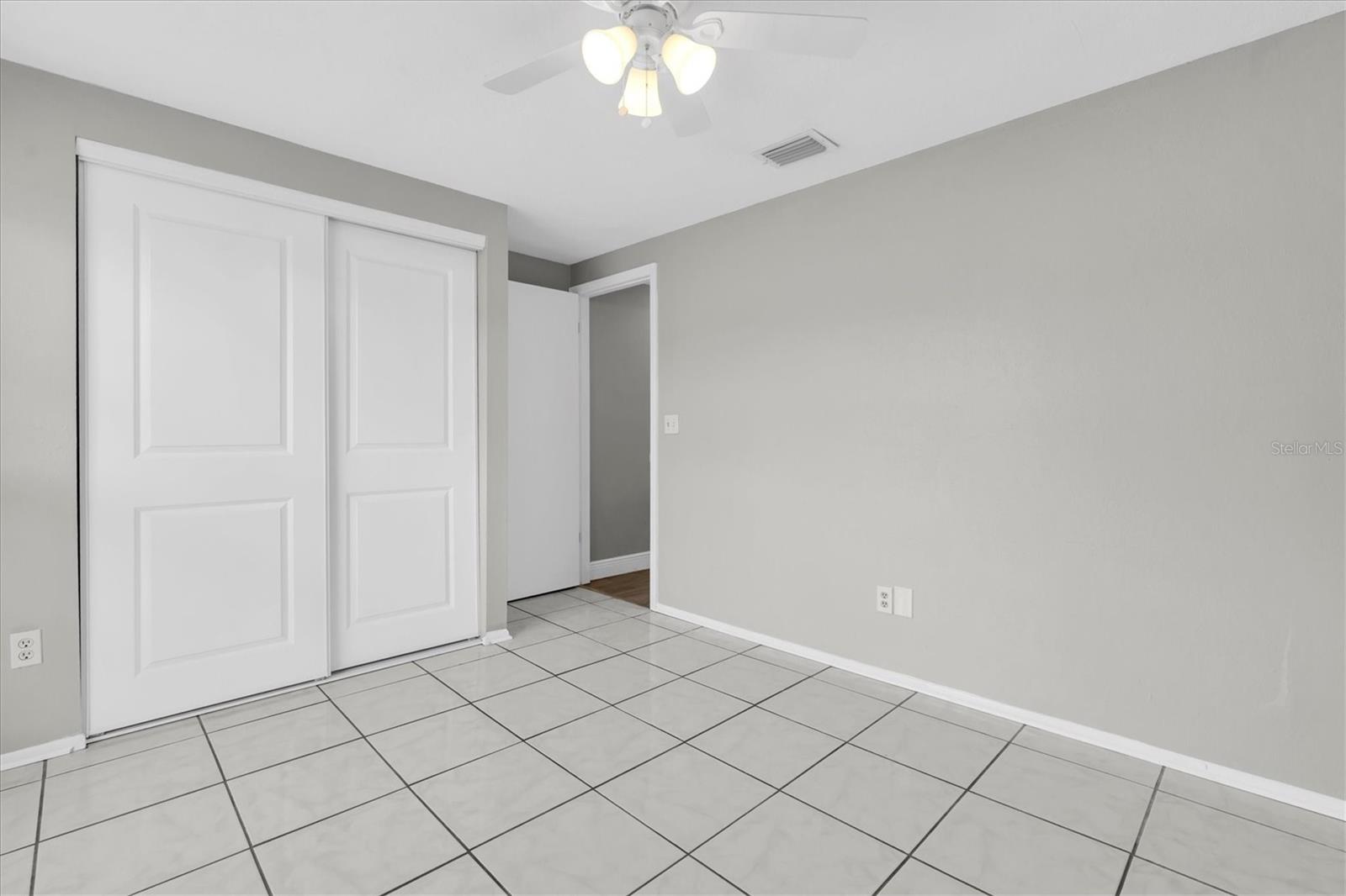 9402 ATTENBURY DRIVE, Tampa, FL 33615