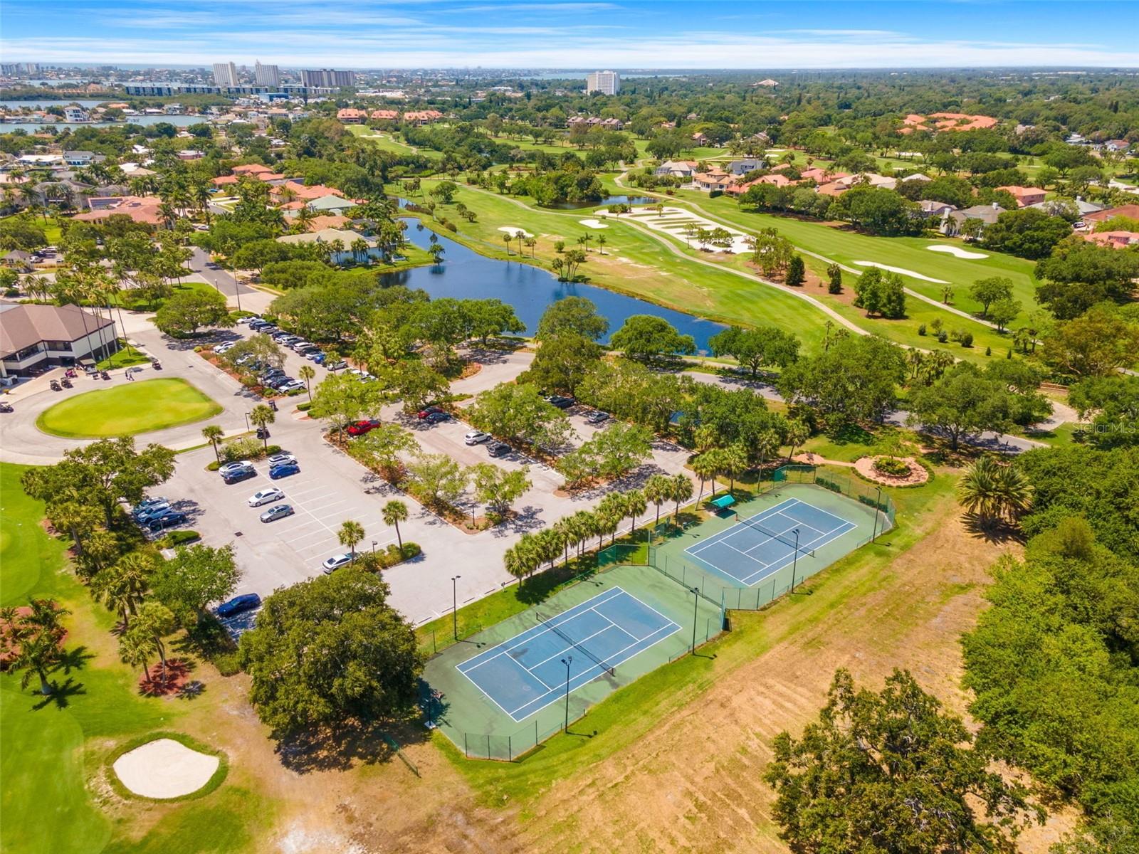 2015 DOLPHIN BOULEVARD S, St Petersburg, FL 33707