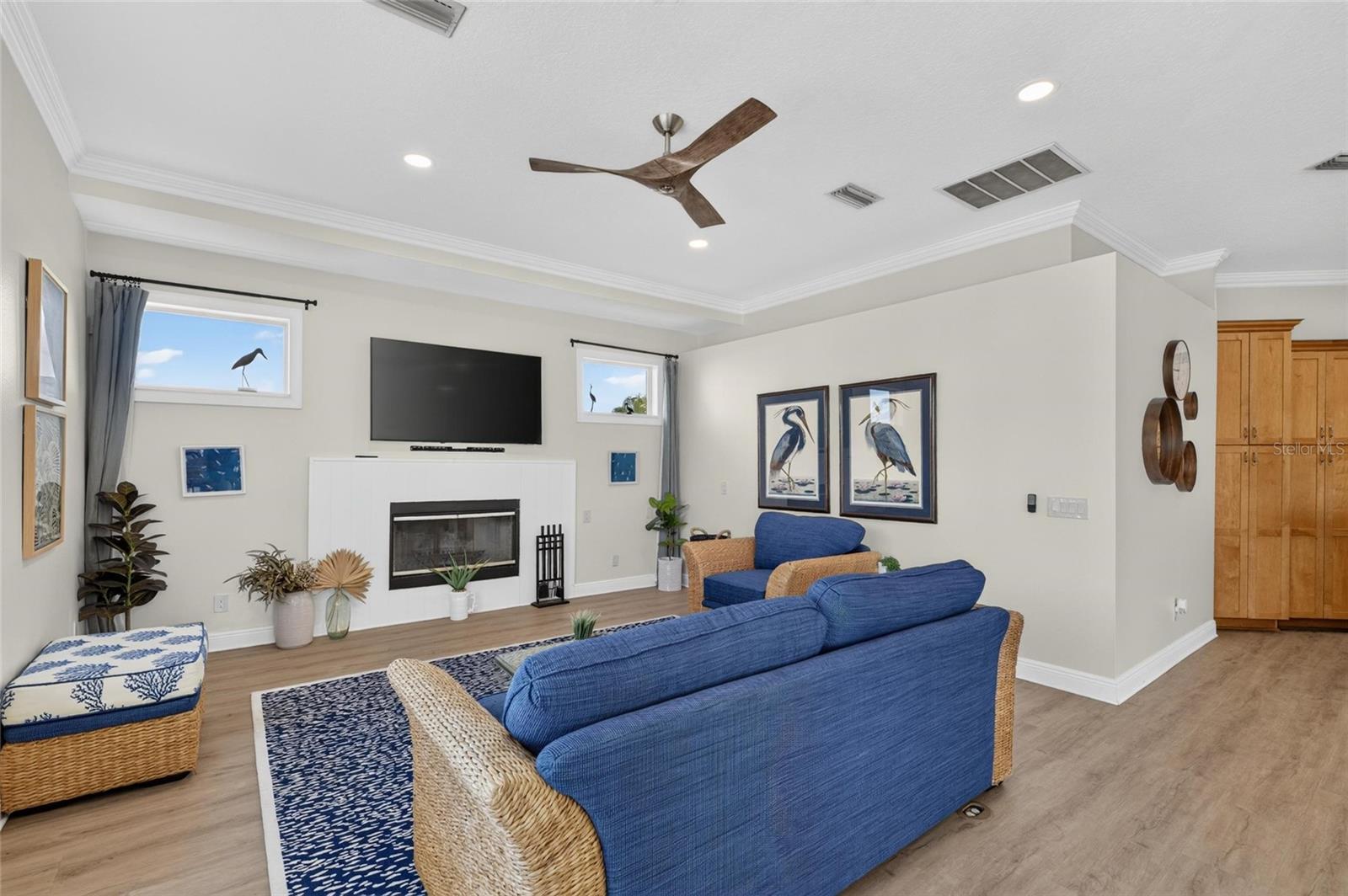 761 KINGSTON COURT, Apollo Beach, FL 33572