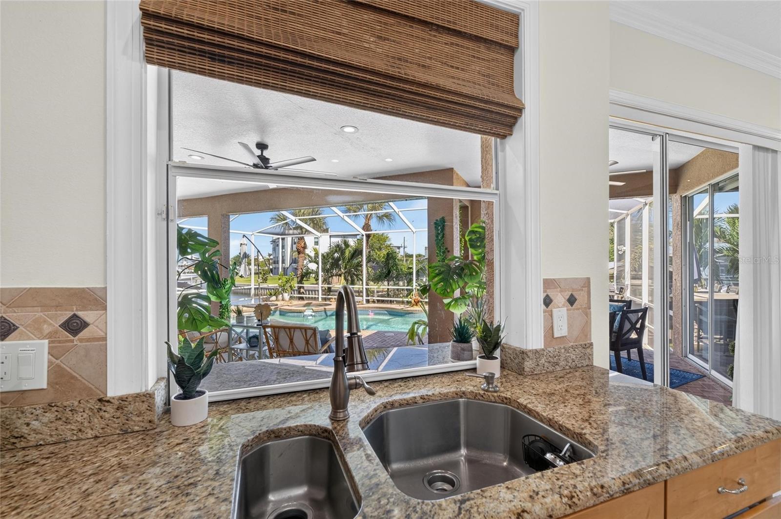 761 KINGSTON COURT, Apollo Beach, FL 33572