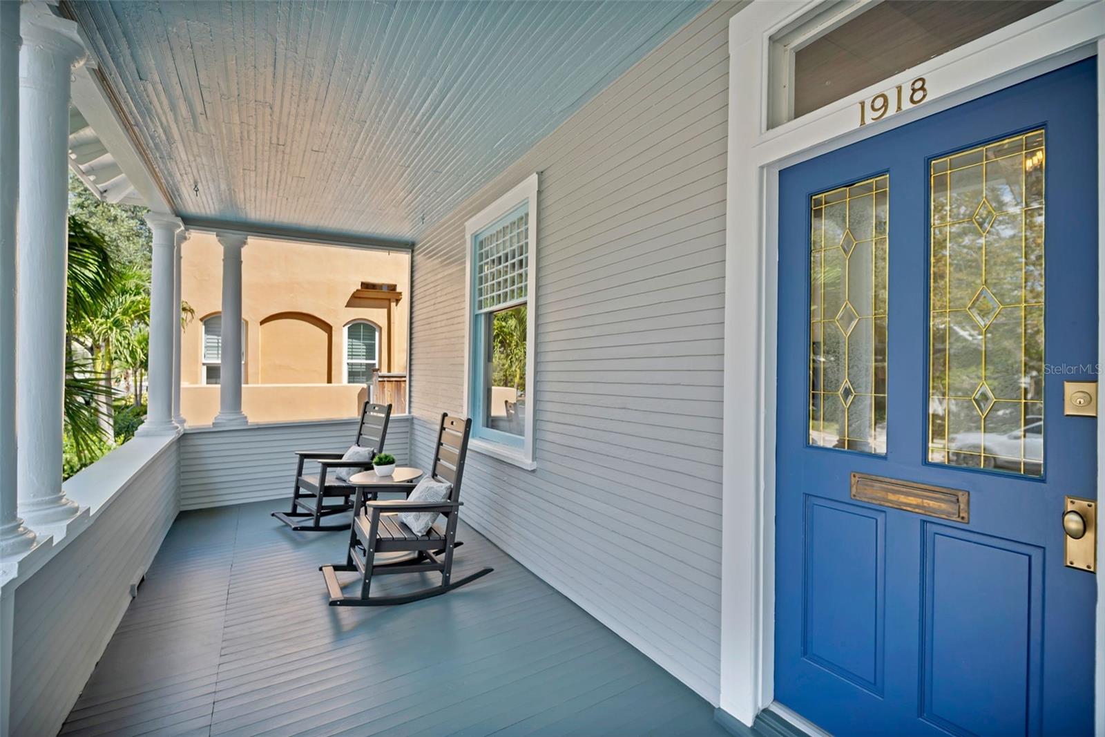 Wrap around porch Wrap around porch