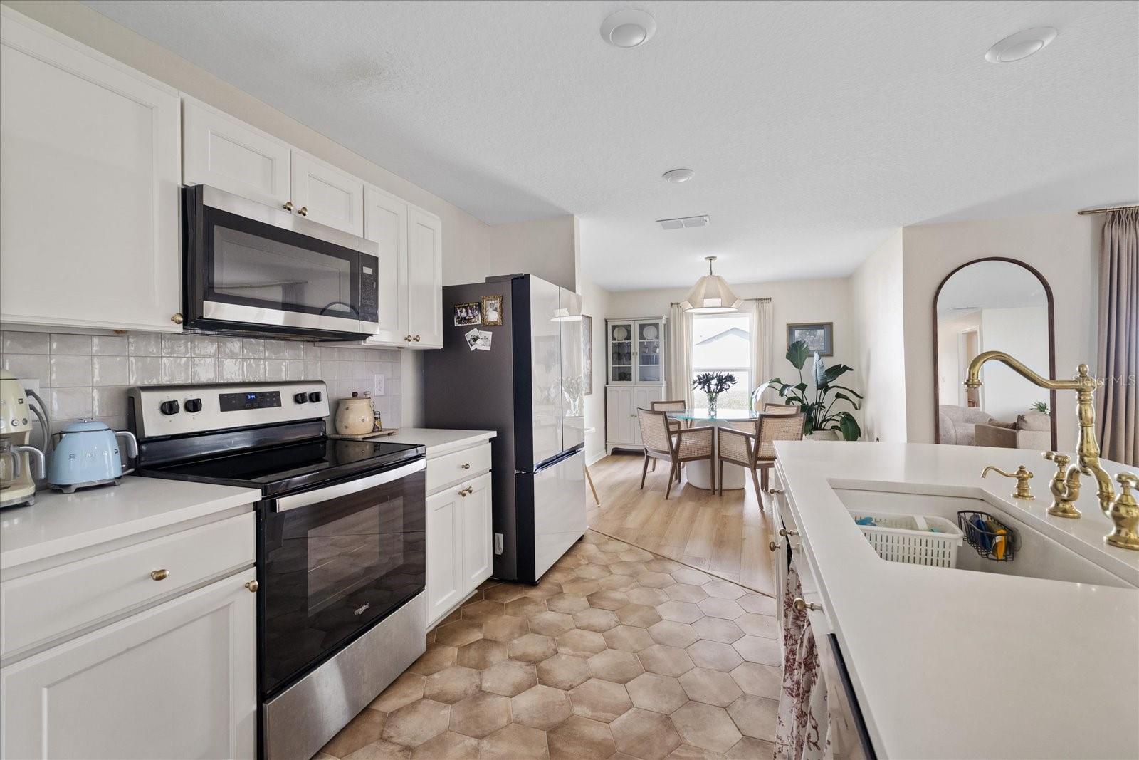 6450 MARINER BOULEVARD, Spring Hill, FL 34609