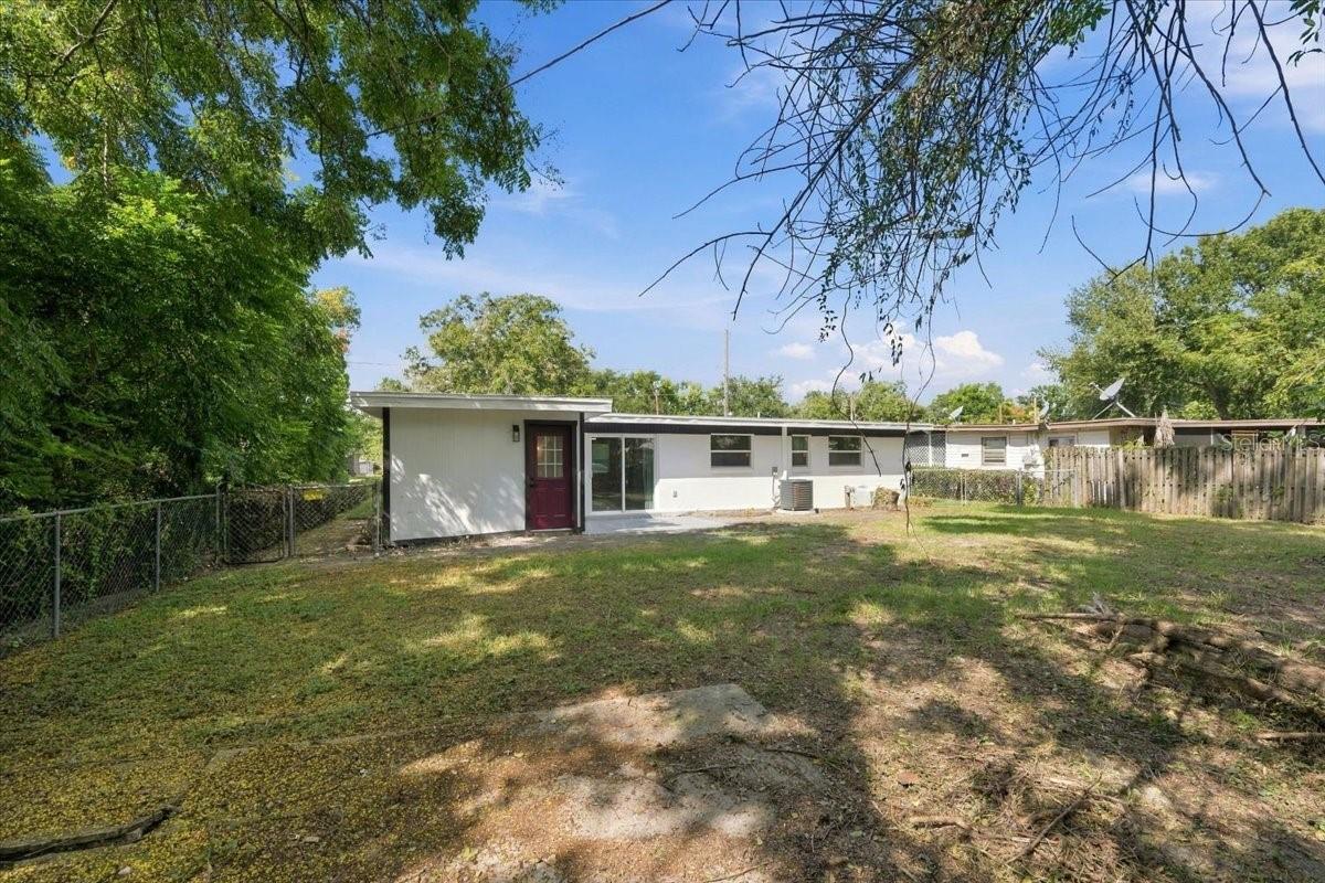 240 WESTWOOD AVENUE, Winter Haven, FL 33880