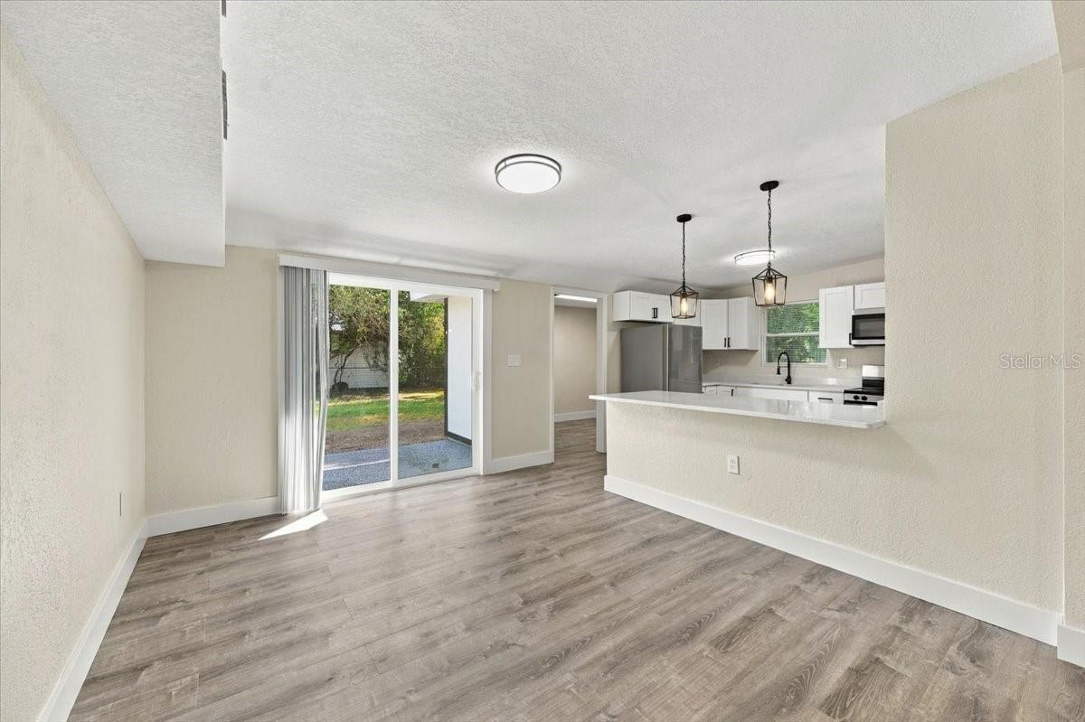 240 WESTWOOD AVENUE, Winter Haven, FL 33880